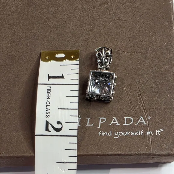 Silpada Uptown sterling silver pendant with a cubic zirconia stone‎ - Picture 6 of 6